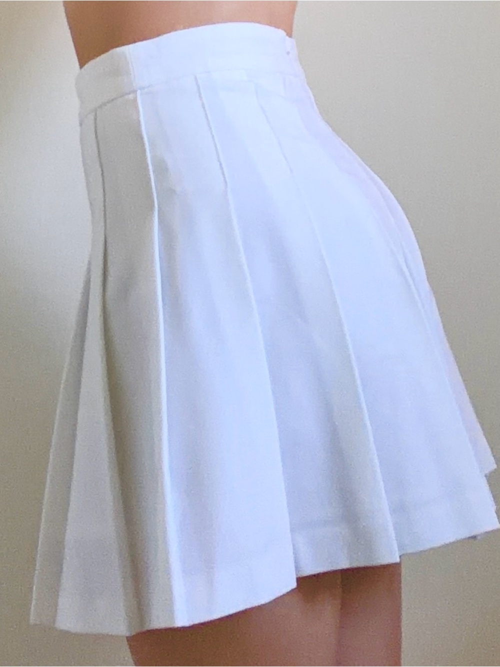 Aritzia Sunday Best White Pleated Skirt